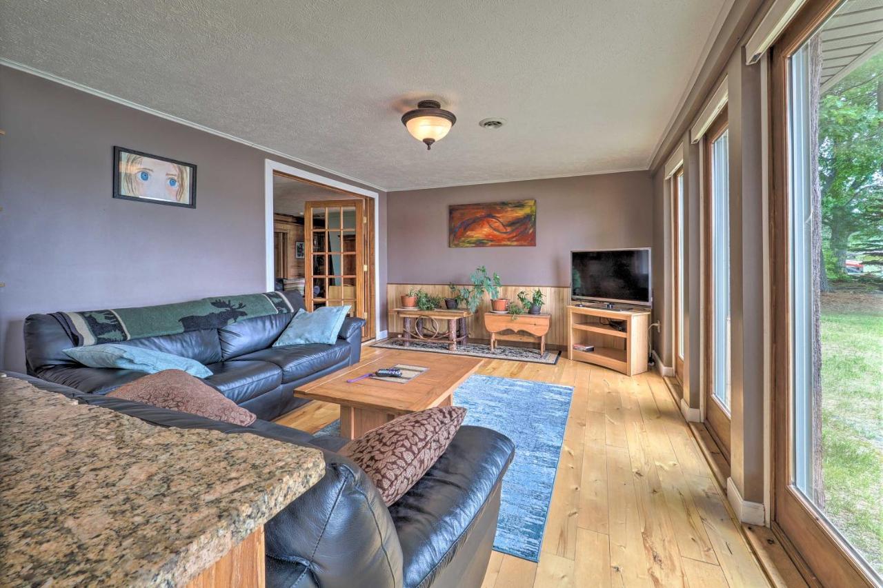 13 Mi To Downtown Quiet Lakefront Cottage Traverse City Eksteriør bilde